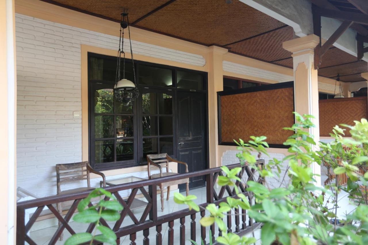 Fat Yogi Cottages Kuta  Exterior photo