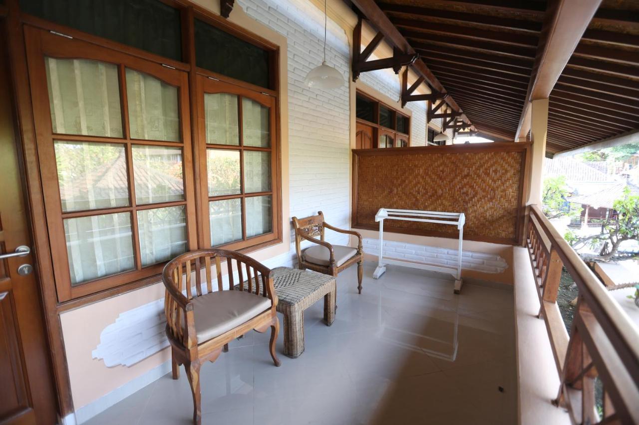 Fat Yogi Cottages Kuta  Exterior photo