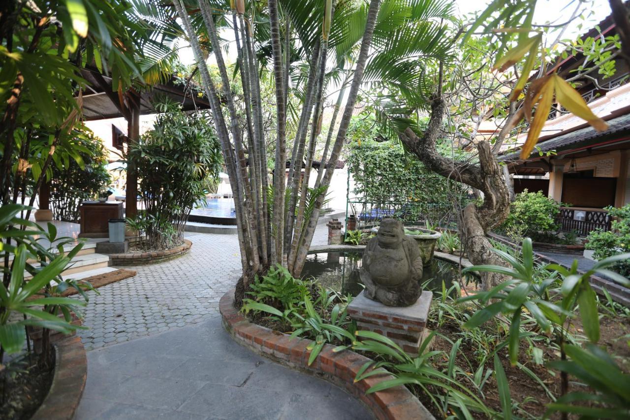 Fat Yogi Cottages Kuta  Exterior photo